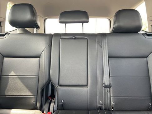 Used 2021 Volkswagen Atlas SE FWD image 28