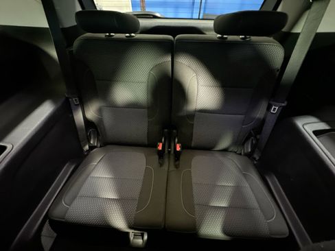 Used 2020 GMC Acadia SLE w/ Driver Convenience Package image 31