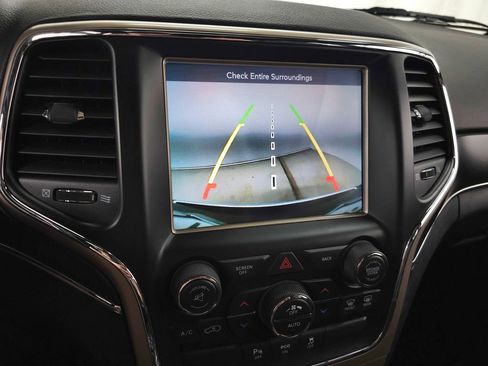 Used 2015 Jeep Grand Cherokee Limited AWD/4WD image 28