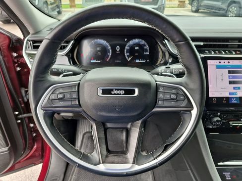 Used 2022 Jeep Grand Cherokee L Limited AWD/4WD image 21