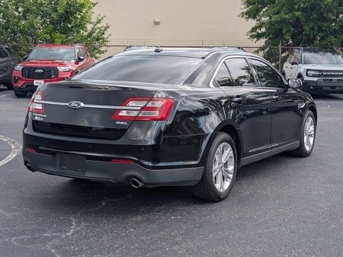 Used 2019 Ford Taurus SEL w/ Equipment Group 201A FWD image 6