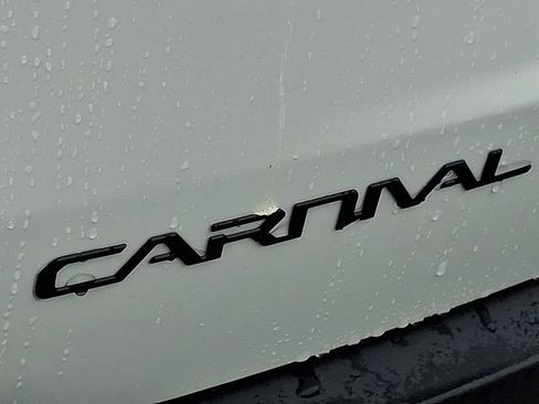 New 2026 Kia Carnival SX FWD image 21