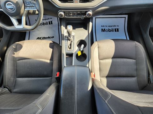 Used 2020 Nissan Altima 2.5 S FWD image 17