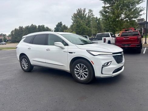 Used 2024 Buick Enclave Essence w/ Trailering Package, 5000 lbs. AWD/4WD image 4