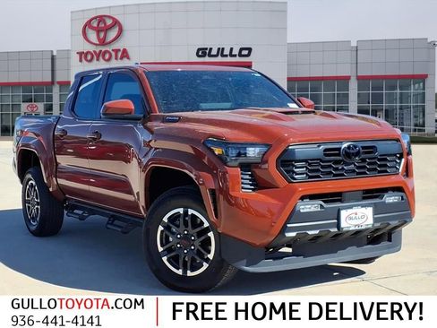 Certified 2025 Toyota Tacoma TRD Sport image 1