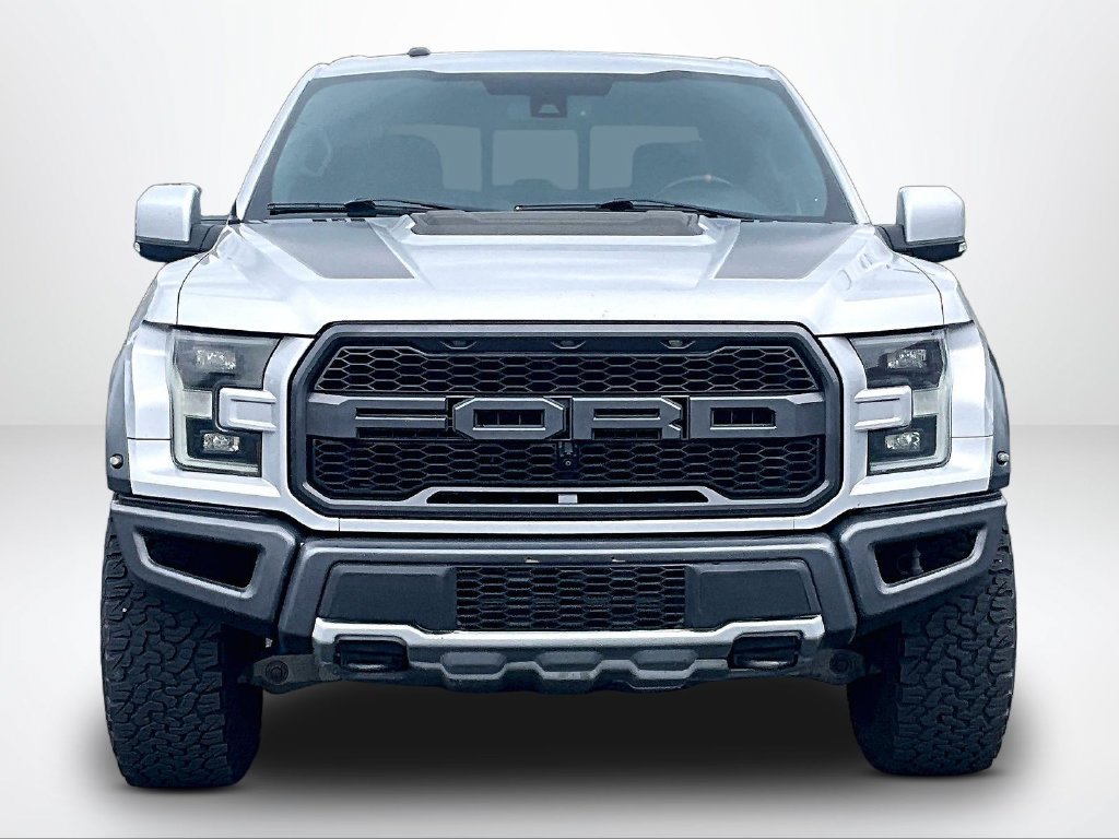 Used 2017 Ford F150 Raptor w/ Equipment Group 802A Luxury AWD/4WD image 3