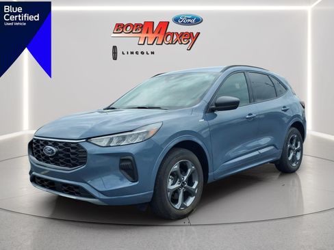 Used 2024 Ford Escape ST-Line w/ Tech Pack #1 AWD/4WD image 1