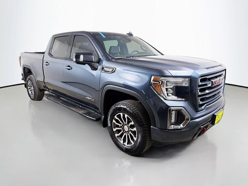 Used 2020 GMC Sierra 1500 AT4 w/ AT4 Premium Package AWD/4WD image 4