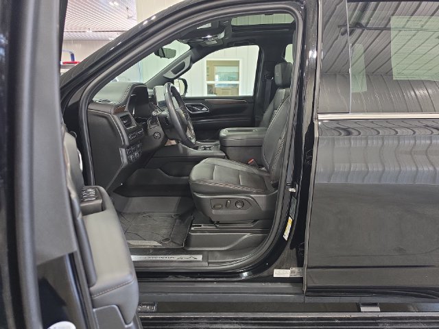 Used 2024 Chevrolet Tahoe High Country w/ Advanced Technology Package AWD/4WD image 23