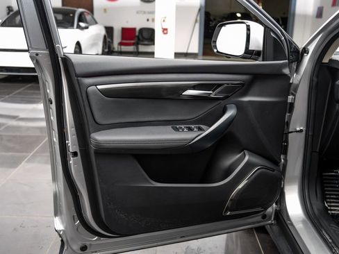 Used 2023 VinFast VF 8 Eco AWD/4WD image 53