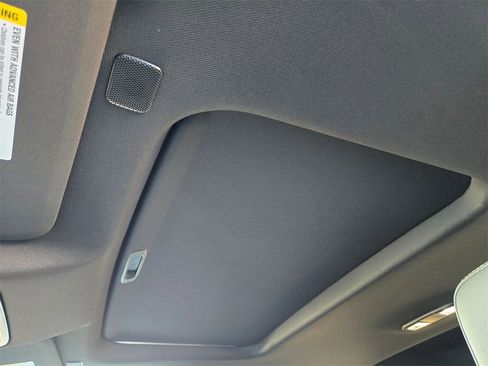 Used 2025 Chevrolet Silverado 1500 ZR2 w/ Technology Package image 36