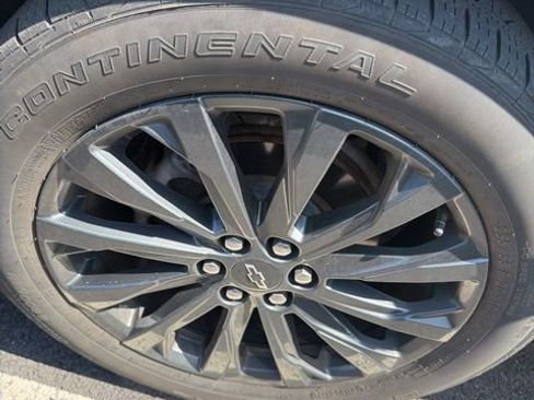 Used 2023 Chevrolet Traverse RS w/ LPO, Floor Liner Package image 5