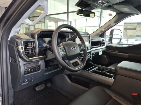 New 2026 Ford F250 Lariat w/ Tremor Off-Road Package image 15