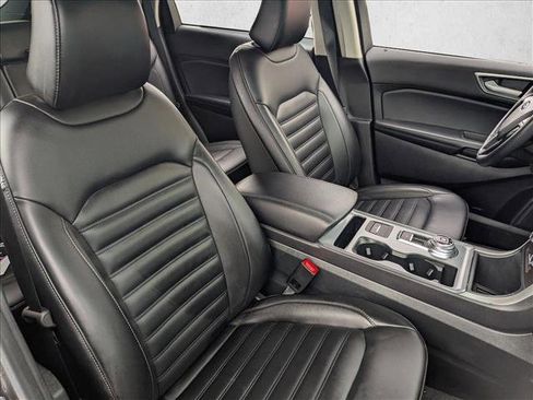 Used 2021 Ford Edge SEL w/ Convenience Package image 21