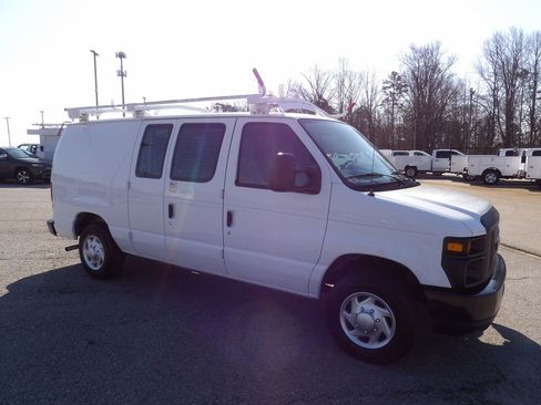 Used 2014 Ford E-150 and Econoline 150 image 10