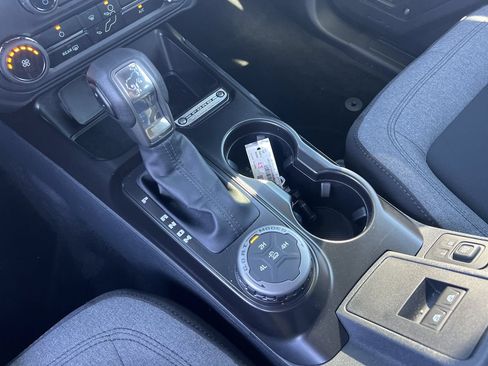 New 2025 Ford Bronco 2-Door AWD/4WD image 7