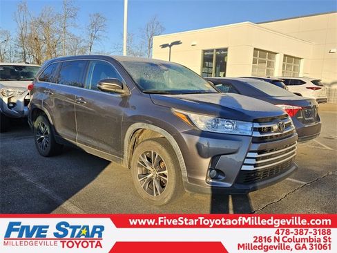 Used 2019 Toyota Highlander Plus image 1