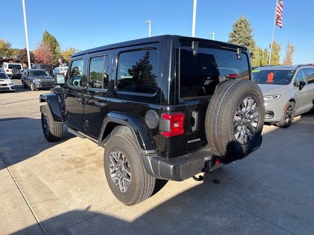 Certified 2026 Jeep Wrangler Unlimited Sahara AWD/4WD image 4