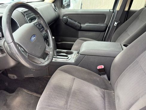 Used 2010 Ford Explorer XLT RWD image 13