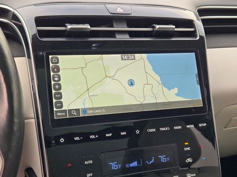 Certified 2024 Hyundai Tucson Limited image 37