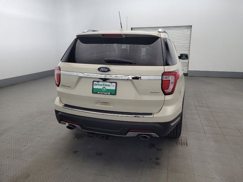 Used 2018 Ford Explorer Limited w/ Equipment Group 301A AWD/4WD image 7