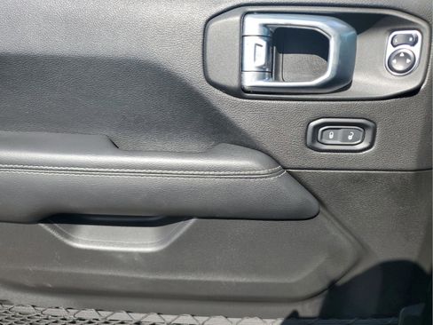 Certified 2023 Jeep Wrangler Unlimited Sahara AWD/4WD image 20