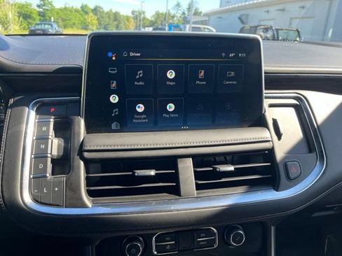 Used 2022 Chevrolet Tahoe Z71 w/ Luxury Package AWD/4WD image 29