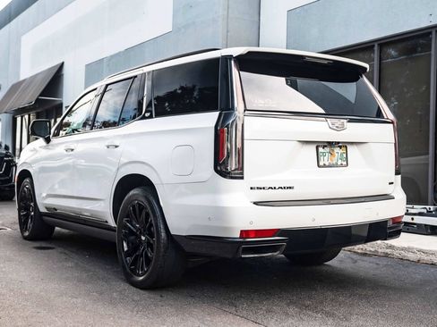 Used 2021 Cadillac Escalade Sport Platinum w/ LPO, ONYX Package AWD/4WD image 9