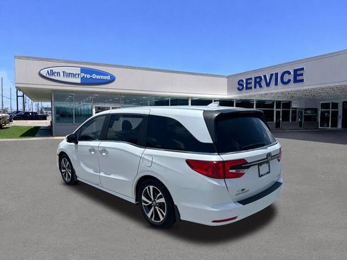 Used 2021 Honda Odyssey Touring image 5