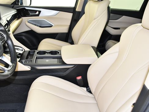 Certified 2025 Acura MDX SH-AWD image 38