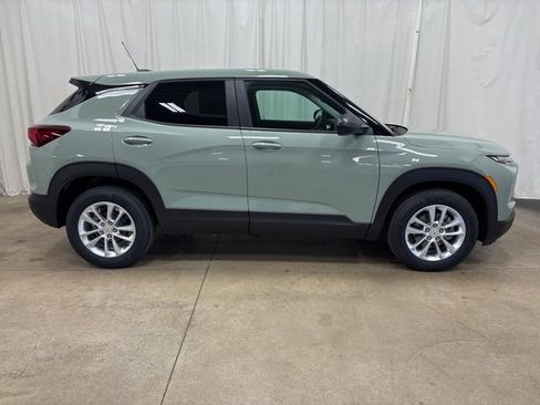 New 2026 Chevrolet TrailBlazer LS image 2