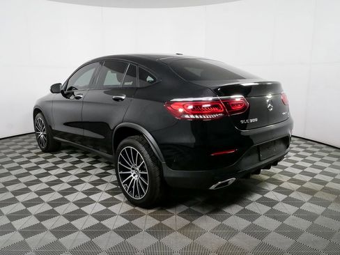 Used 2022 Mercedes-Benz GLC 300 4MATIC Coupe image 3