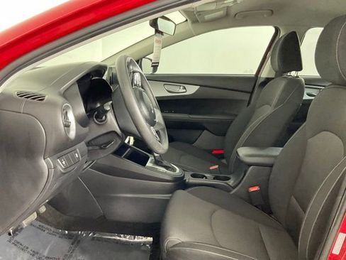 Used 2024 Kia Forte LXS image 10