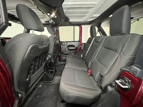 Used 2021 Jeep Wrangler Unlimited Rubicon w/ Dual Top Group image 5