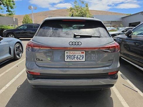Used 2024 Audi Q4 e-tron Premium Plus AWD/4WD image 5