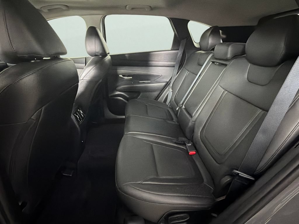 Used 2025 Hyundai Tucson SEL FWD image 28
