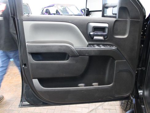 Used 2018 Chevrolet Silverado 3500 W/T w/ WT Fleet Convenience Package image 11