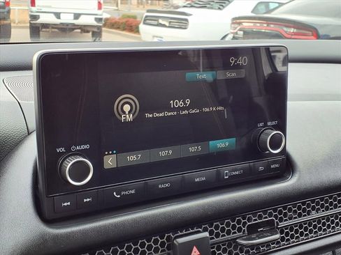 Used 2025 Honda HR-V Sport image 4