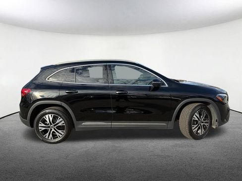 Used 2025 Mercedes-Benz GLA 250 4MATIC image 15