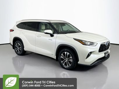 Used 2020 Toyota Highlander XLE