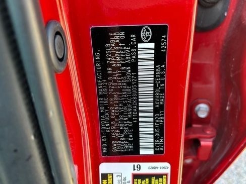 Used 2025 Toyota Camry LE image 27