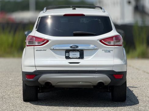 Used 2016 Ford Escape Titanium AWD/4WD image 4