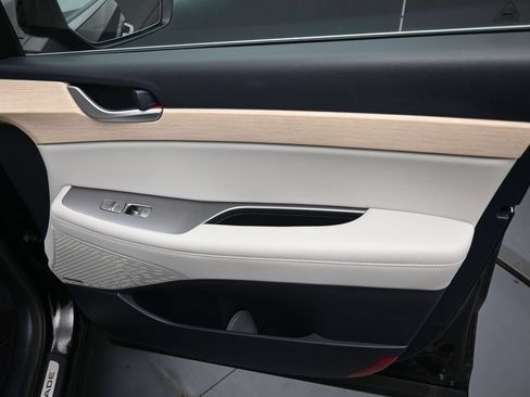 Used 2024 Hyundai Palisade Limited AWD/4WD image 40