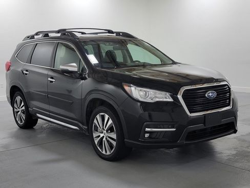 Used 2022 Subaru Ascent Touring AWD/4WD image 2