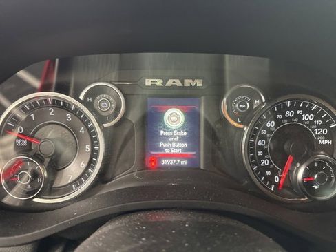 Used 2021 RAM 1500 Big Horn image 13