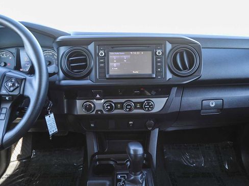 Certified 2018 Toyota Tacoma SR image 13