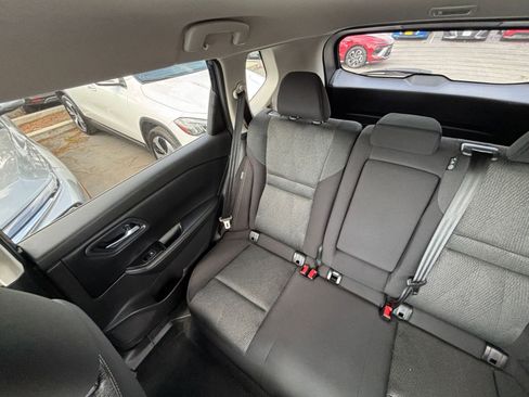 Used 2025 Nissan Rogue SV FWD image 40