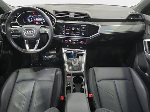 Used 2023 Audi Q3 2.0T Premium Plus w/ Premium Plus Package image 10