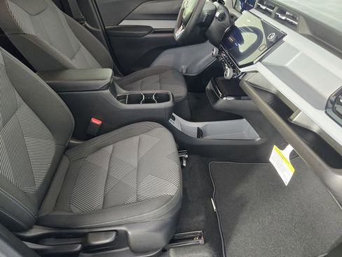 New 2027 Chevrolet Bolt LT w/ Comfort Package FWD image 15