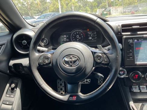 Used 2022 Toyota GR86 Premium RWD image 24